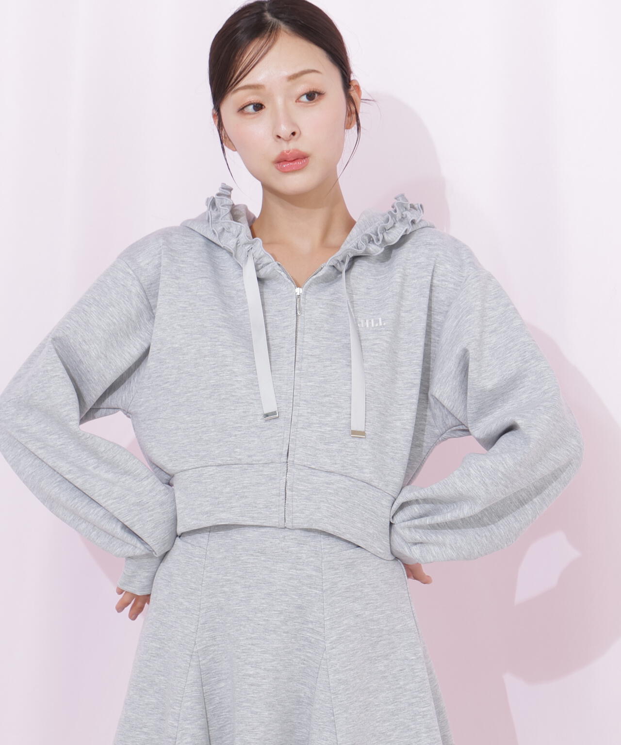 170cm 着用サイズ:FR