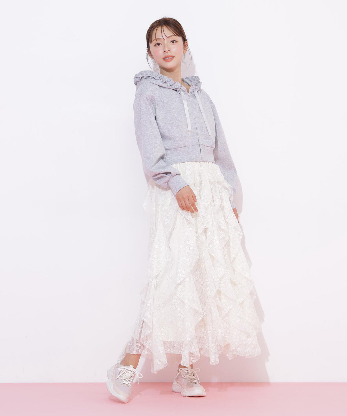 170cm 着用サイズ:FR