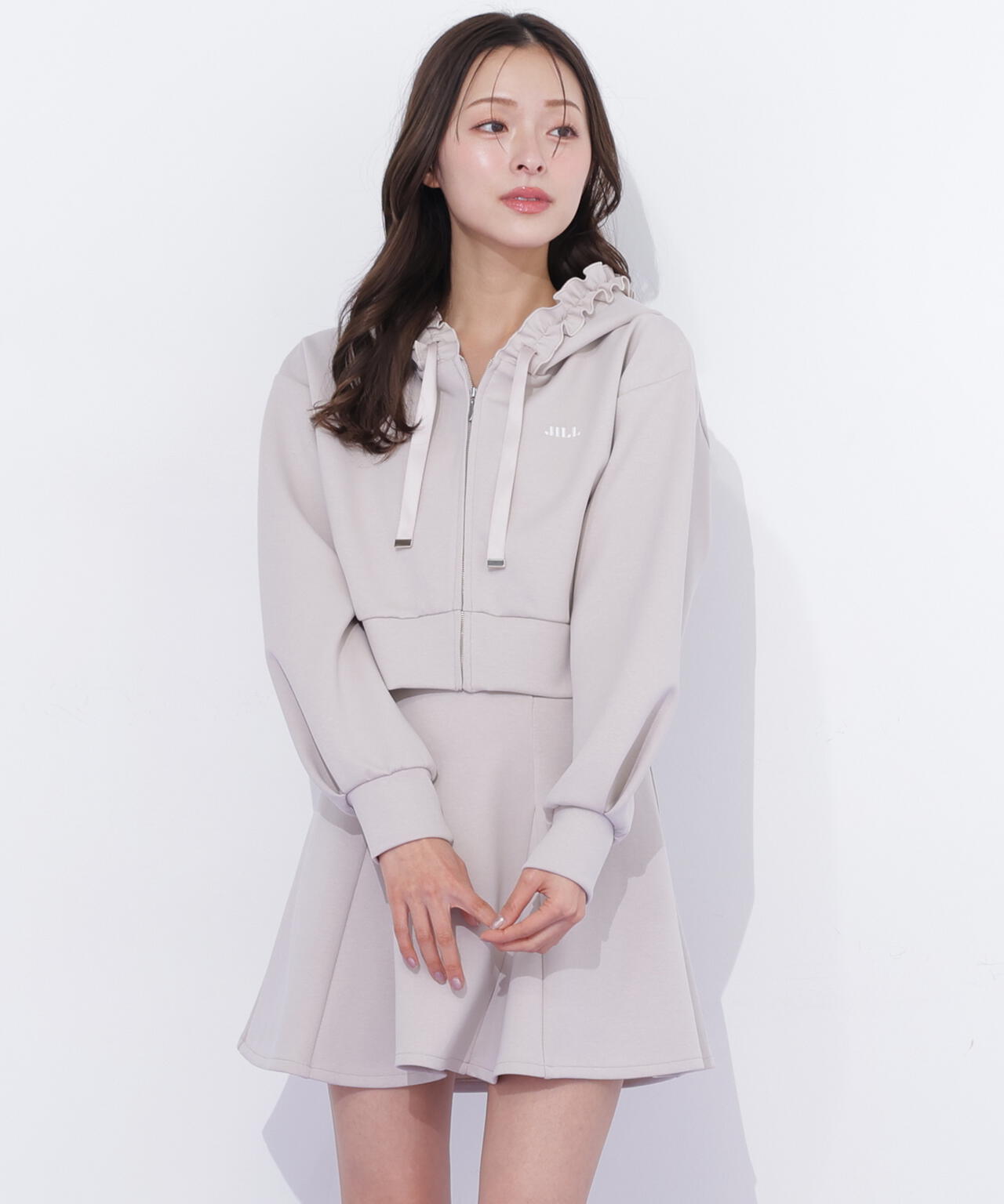 170cm 着用サイズ:FR