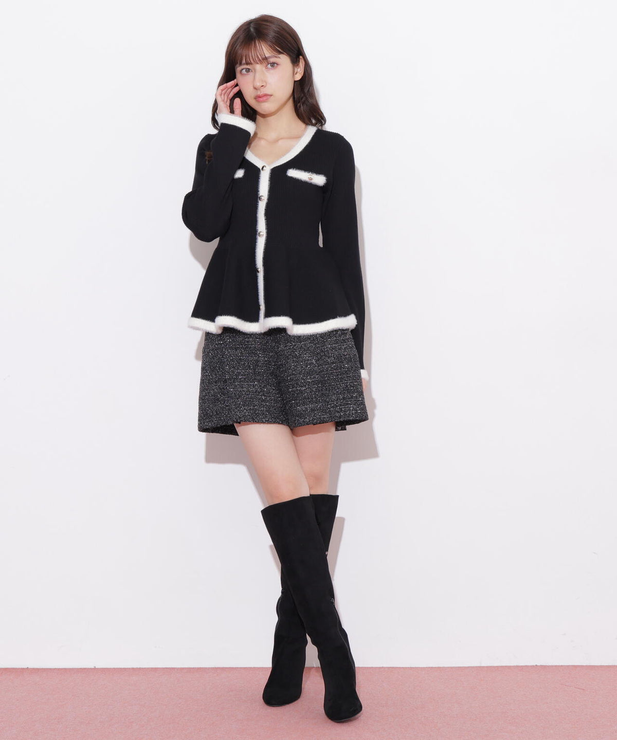 161cm 着用サイズ:FR