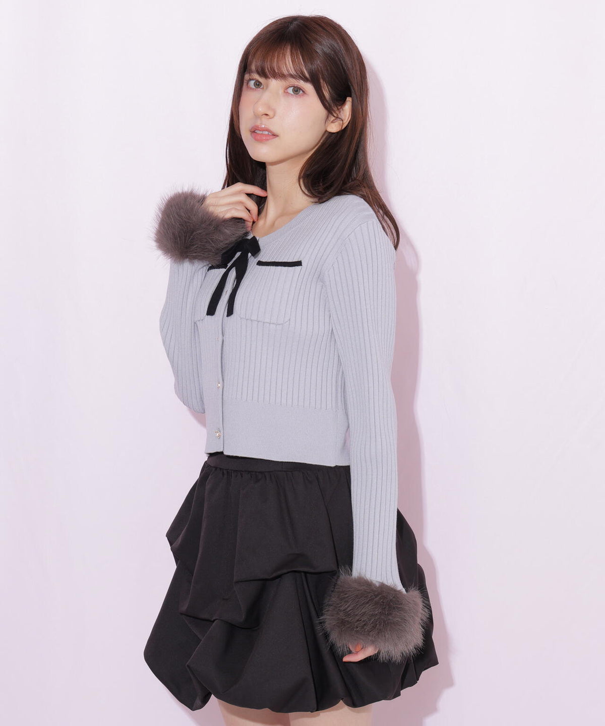 袖口フェイクファーニット