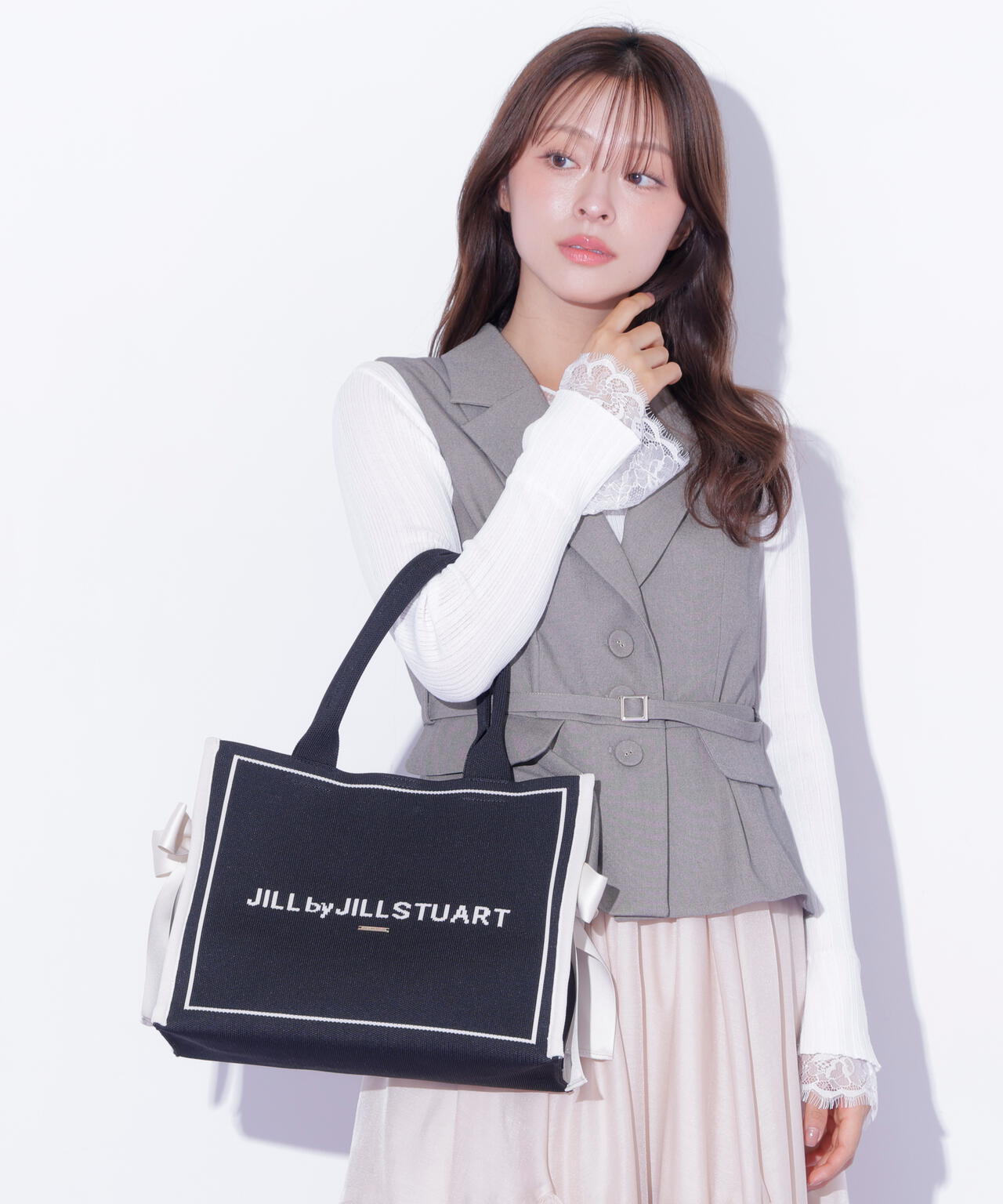 170cm 着用サイズ:FR