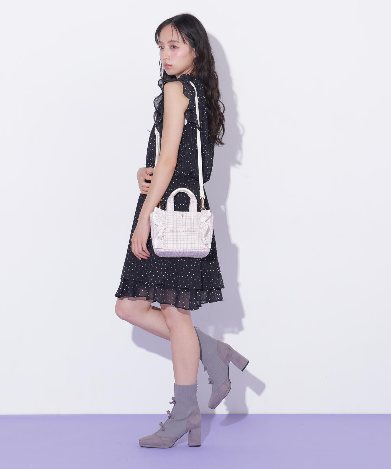 160cm 着用サイズ:FR