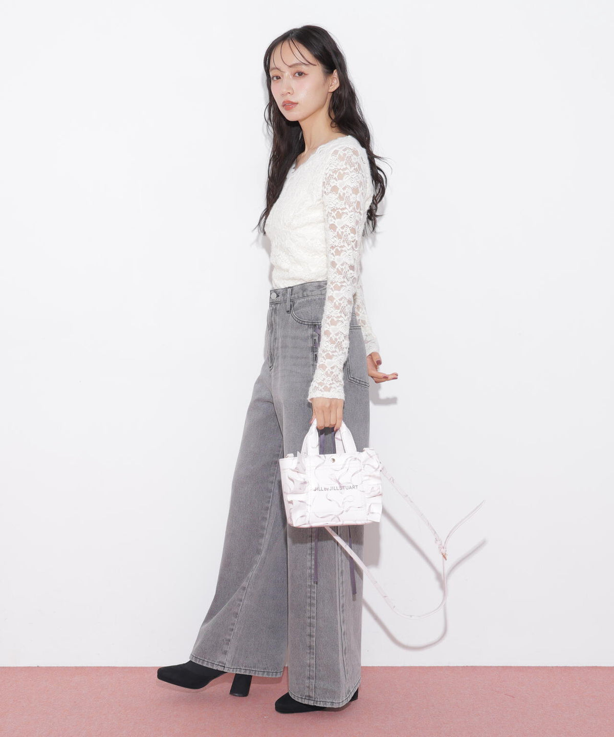 160cm 着用サイズ:FR