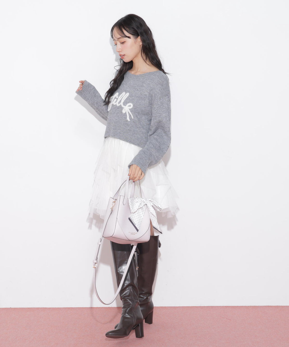 160cm 着用サイズ:FR
