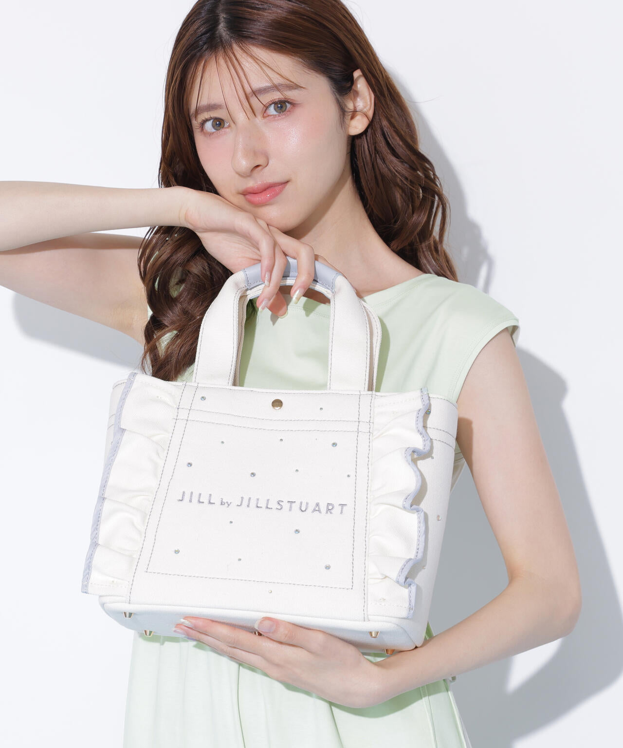 161cm 着用サイズ:FR
