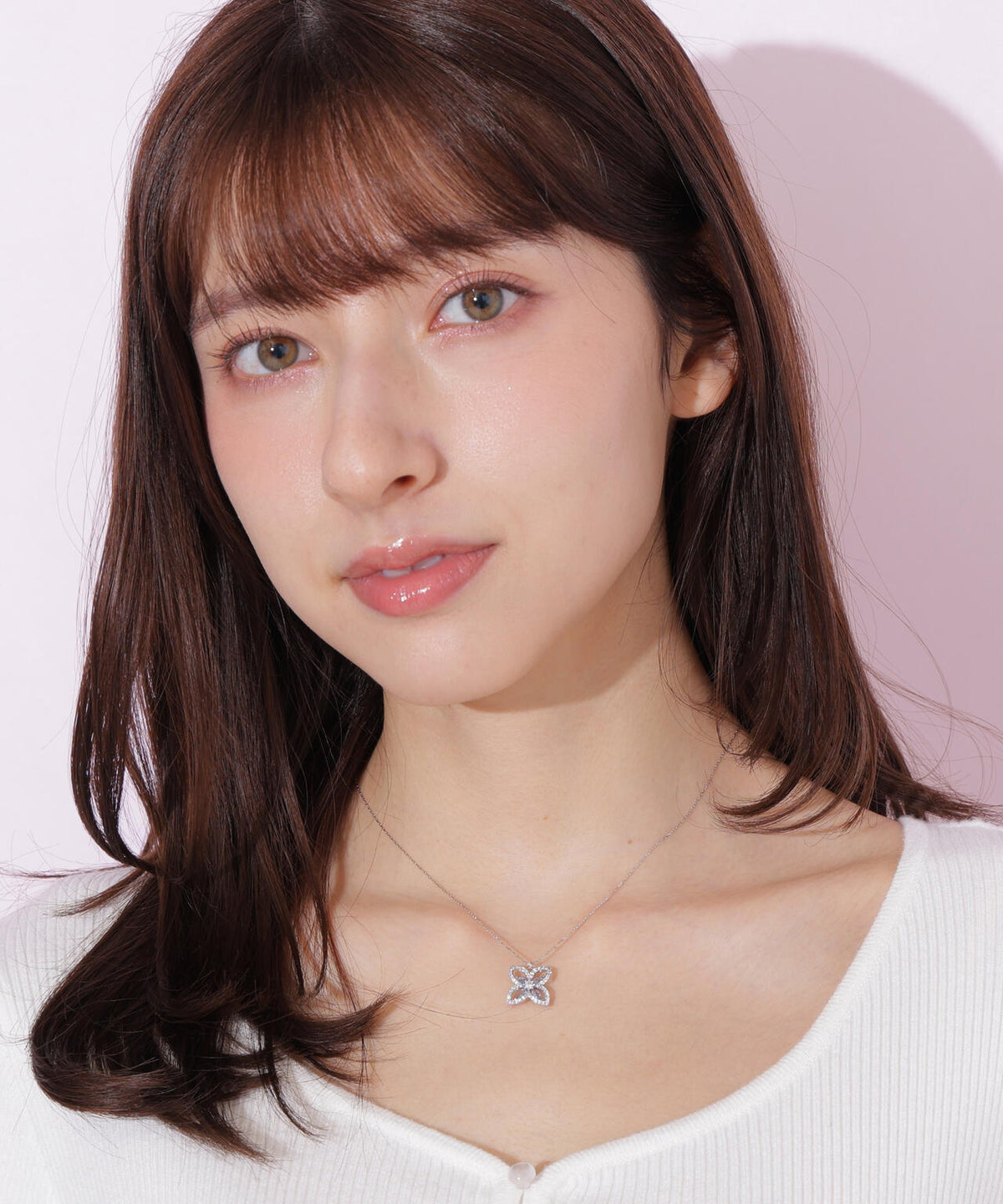 Cubic フラワーネックレス