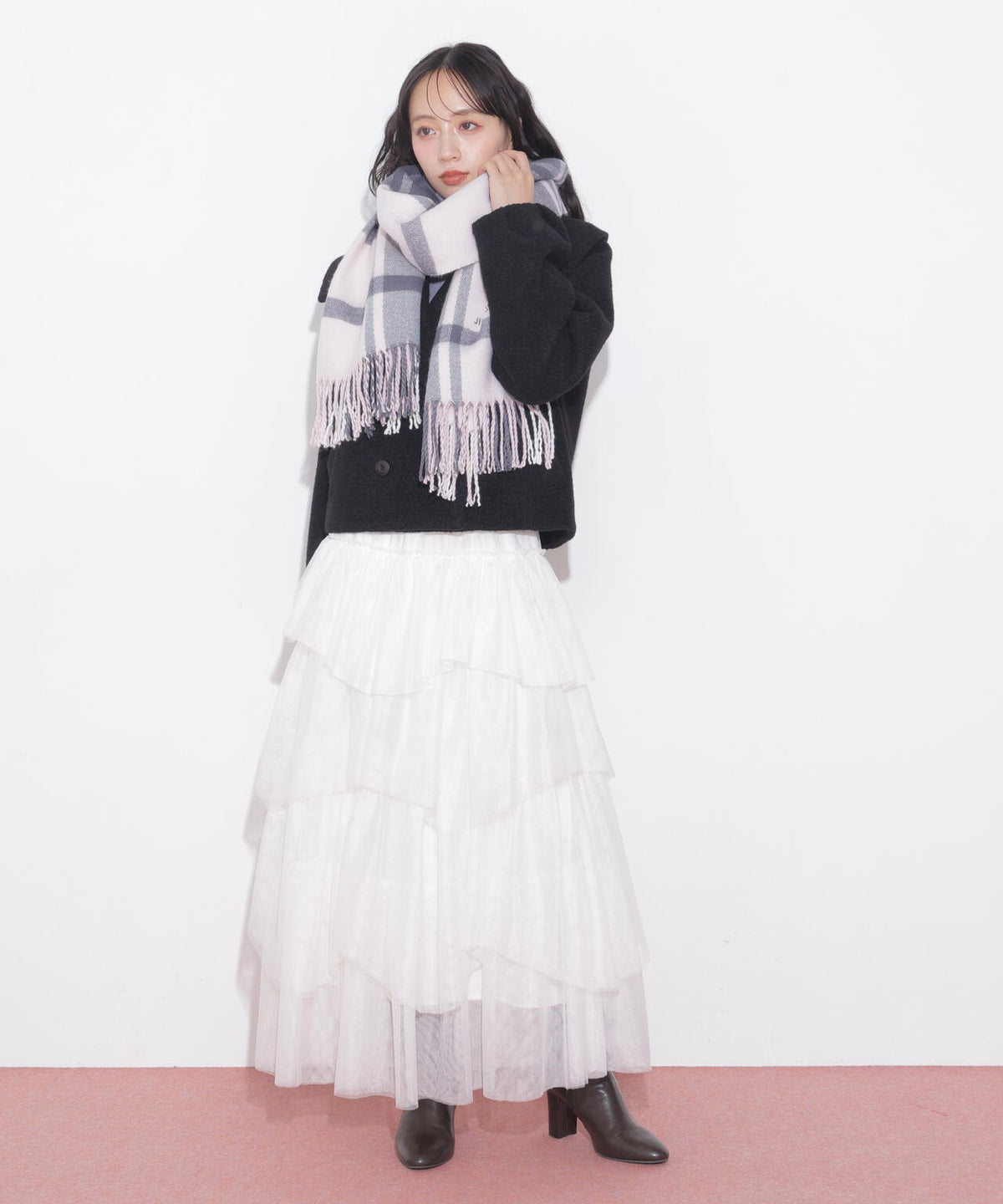 160cm 着用サイズ:FR
