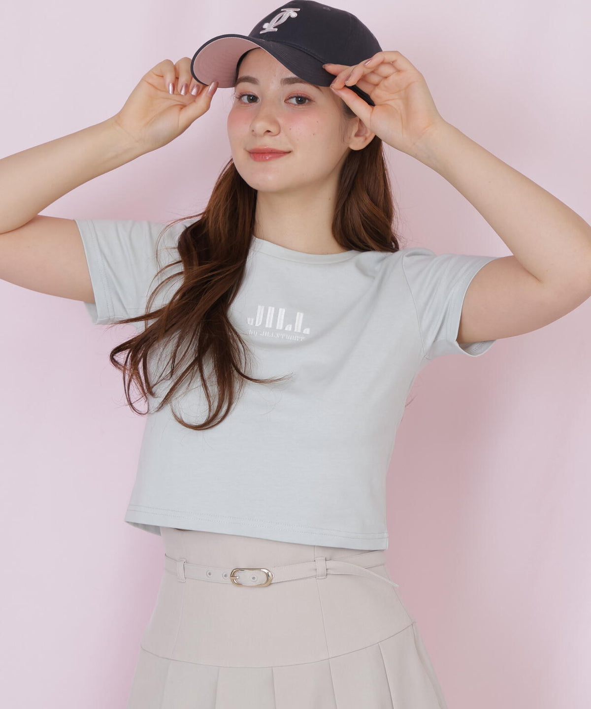 166cm 着用サイズ:FR
