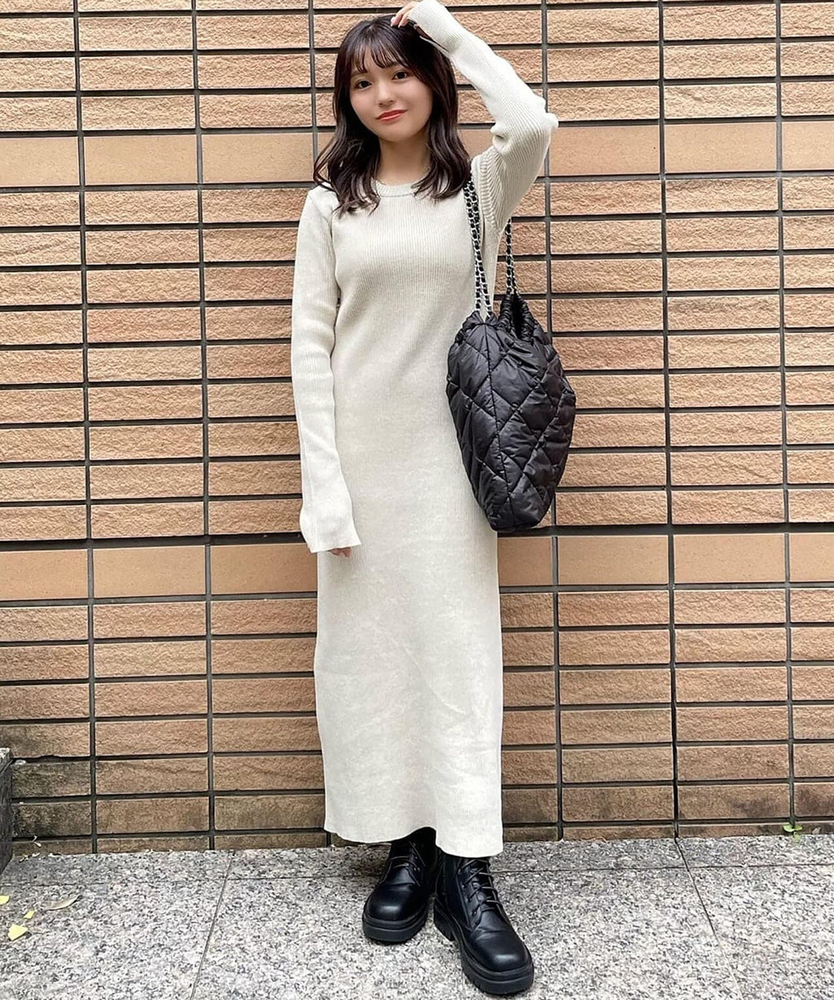 リブニットロングワンピース