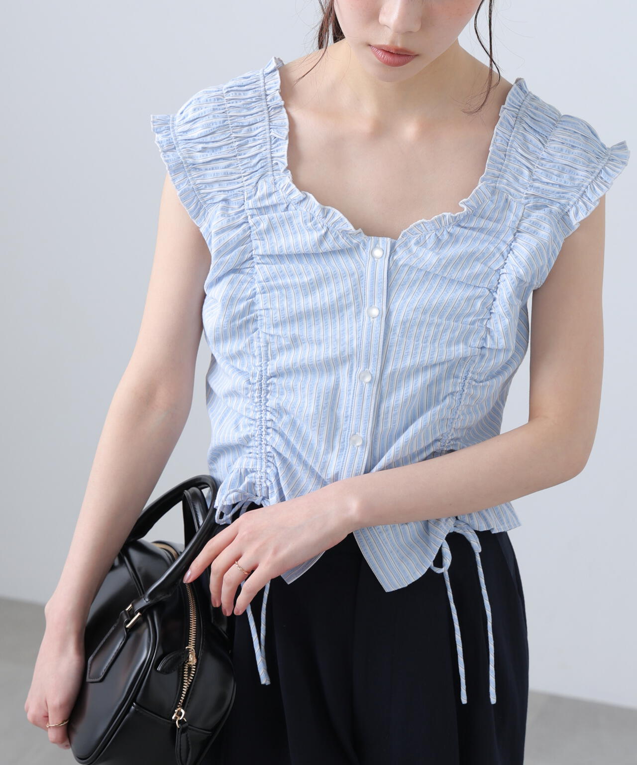 164cm 着用サイズ:FR