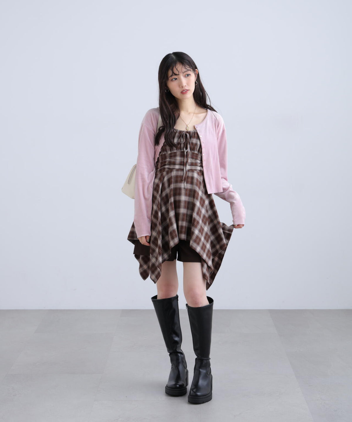 162cm 着用サイズ:FR