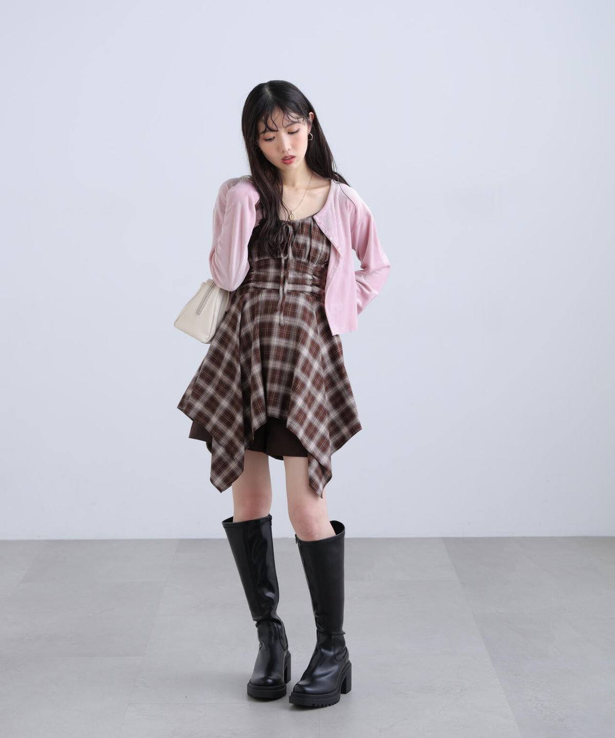 162cm 着用サイズ:FR