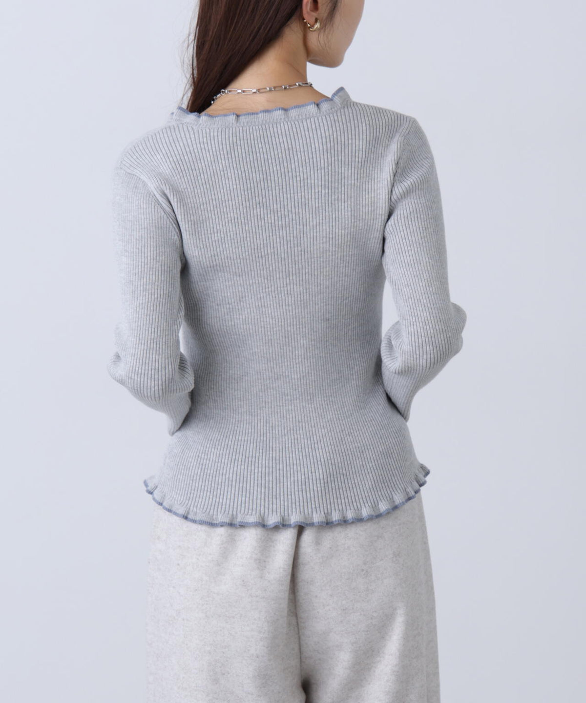 162cm 着用サイズ:FR