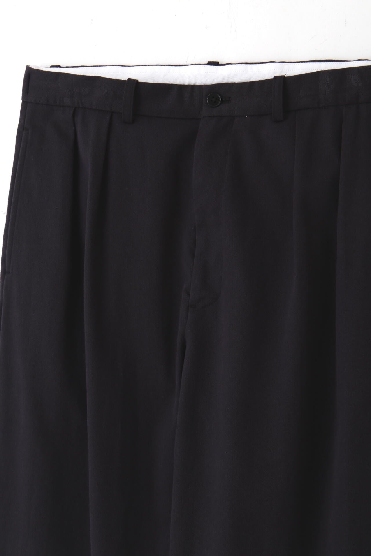Y / ORGANIC COTTON TENCEL CHINO TROUSERS