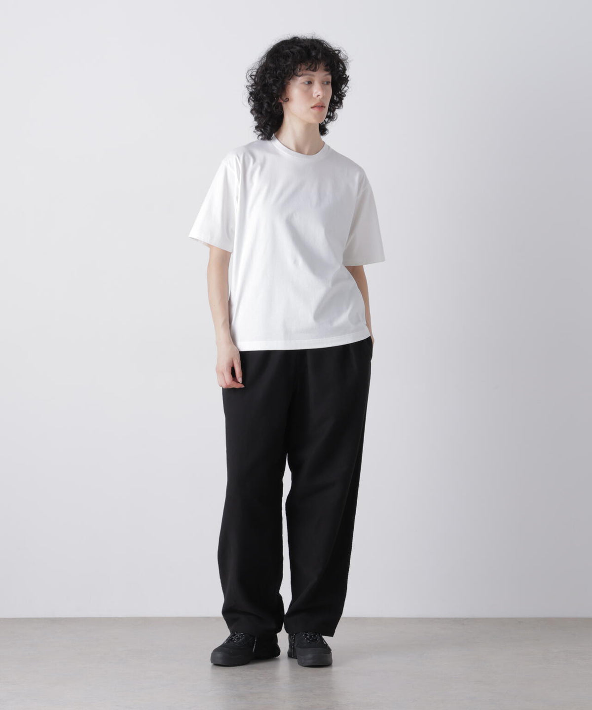 172cm B:75 W:60 H:90 着用サイズ S