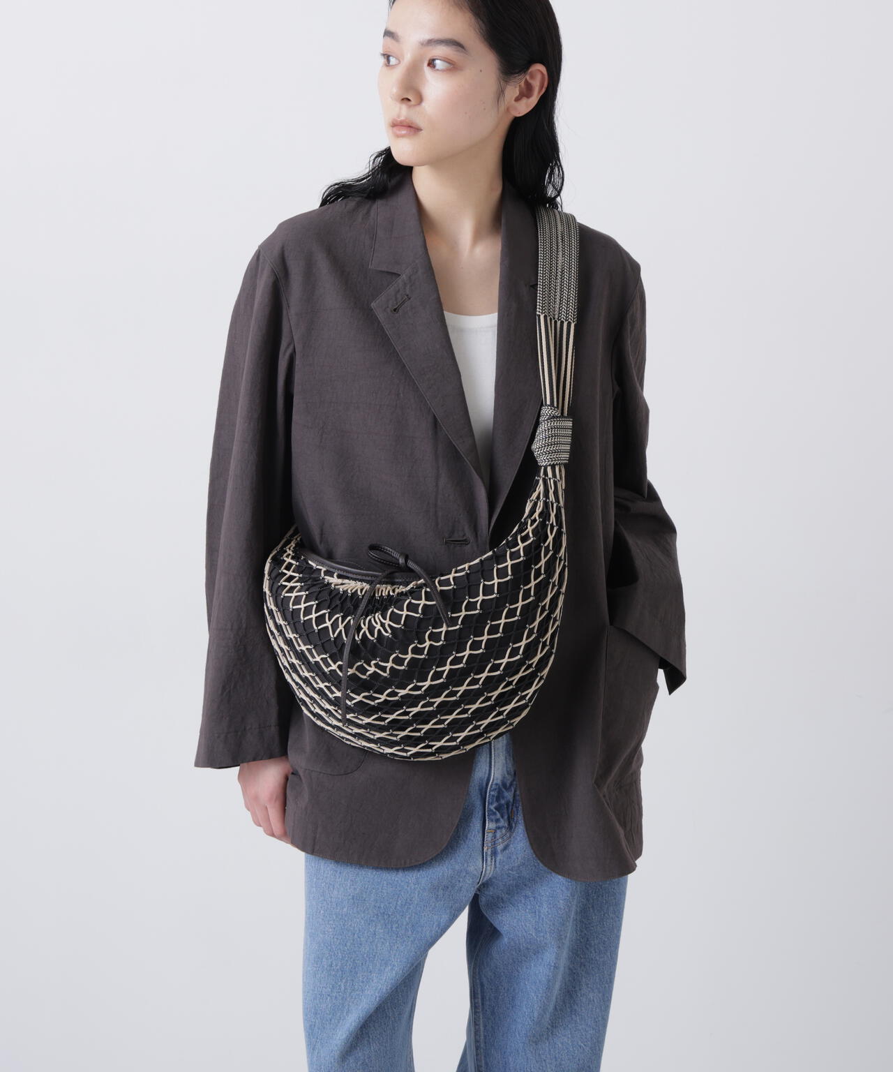 168cm B81cm W60cm H89cm 着用サイズ:F