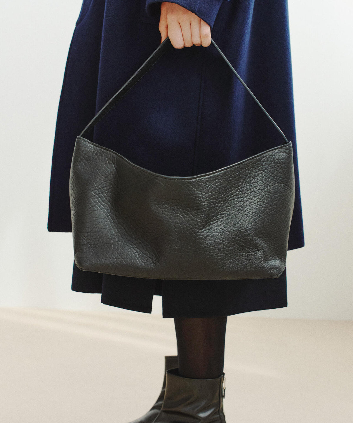 STUDIO NICHOLSON / LAMBSKIN FOLD DETAIL ZIP SHOULDER BAG