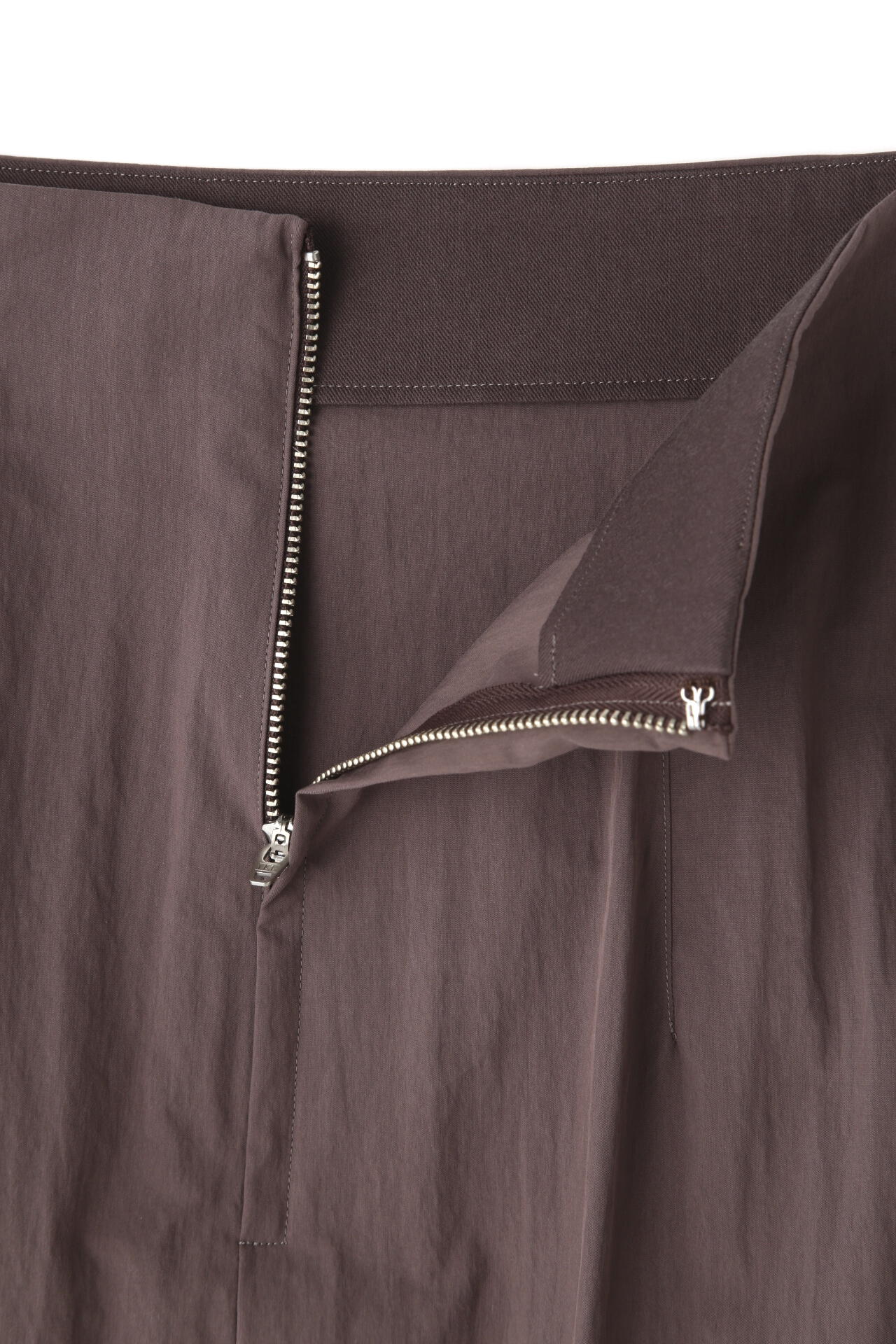 YLEVE / COTTON NYLON TYPEWRITHER SKIRT