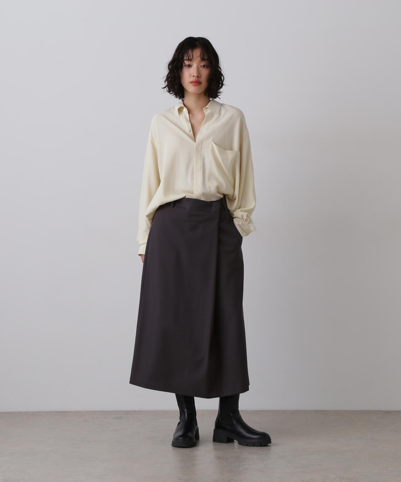 YLEVE / MERINO WOOL TWILL WRAP SKIRT