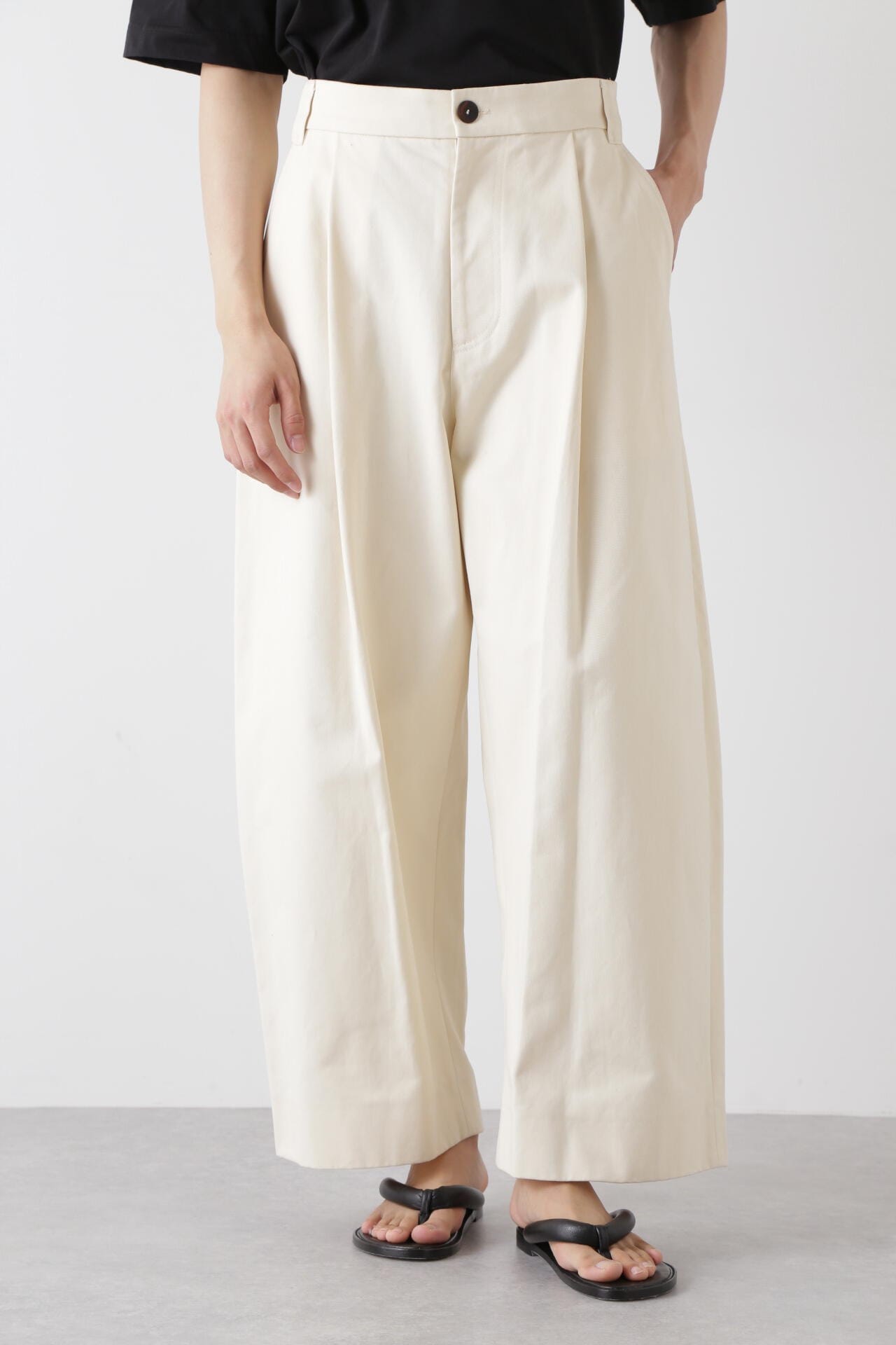 STUDIO NICHOLSON / PEACHED COTTON TWILL DEEP PLEAT VOLUME PANT