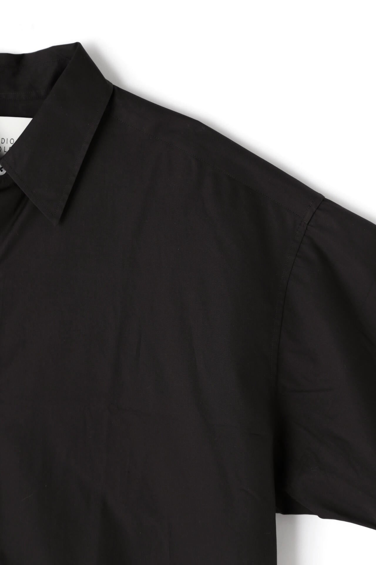 STUDIO NICHOLSON / MATTE COTTON POPLIN OVERSIZED SHORT SLEEVE SHIRT