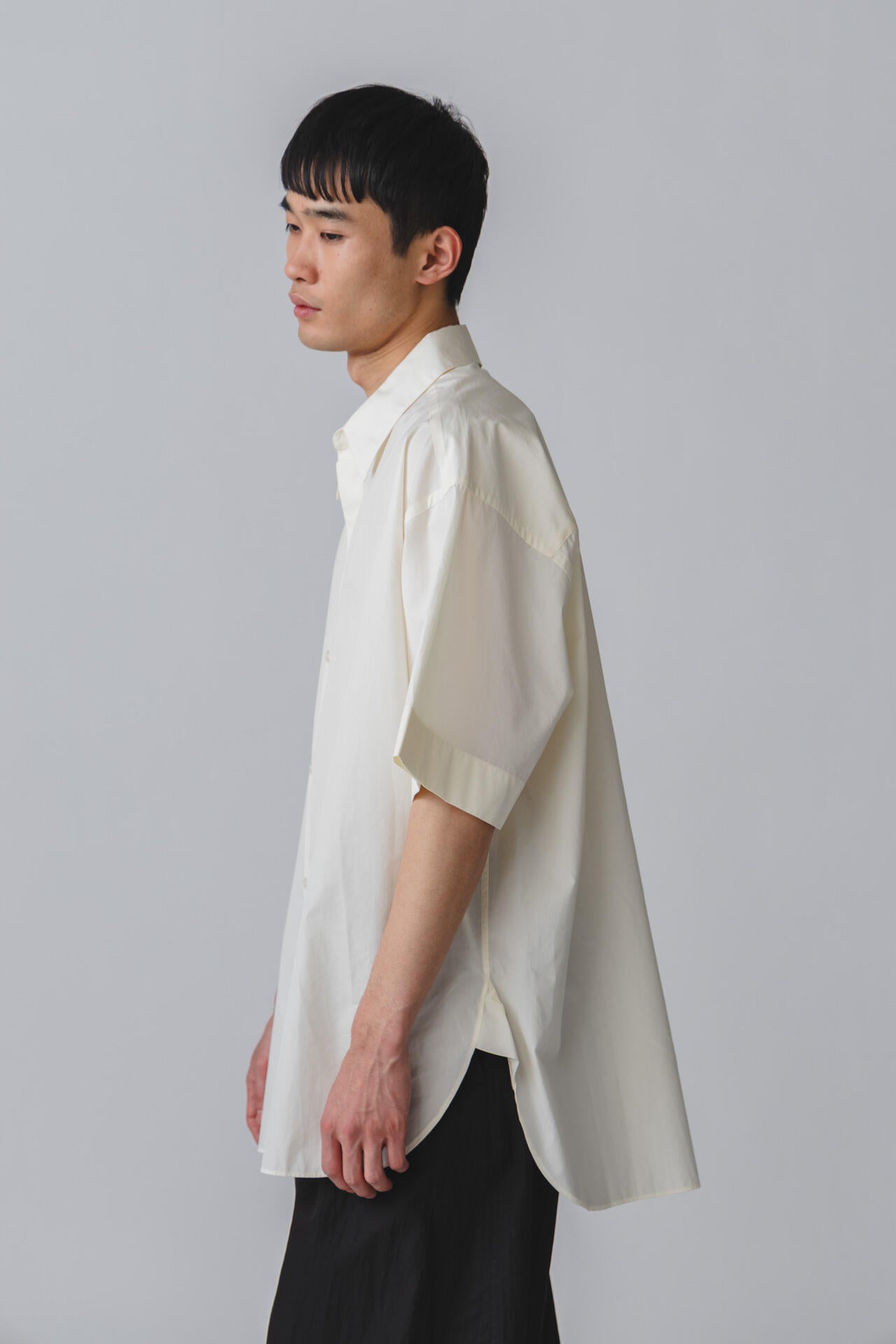 STUDIO NICHOLSON / MATTE COTTON POPLIN OVERSIZED SHORT SLEEVE SHIRT