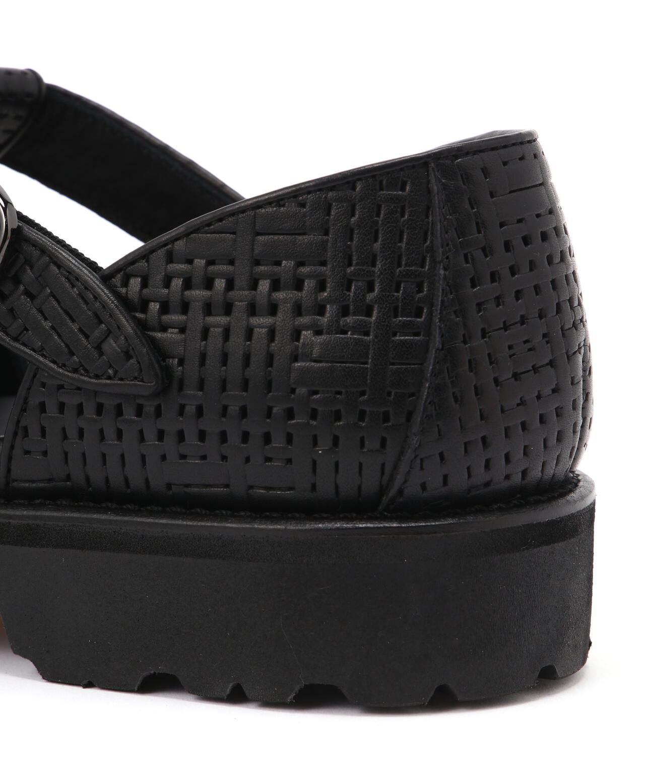 Tomo & Co / EMBOSSED CZECH GURKHA SANDAL