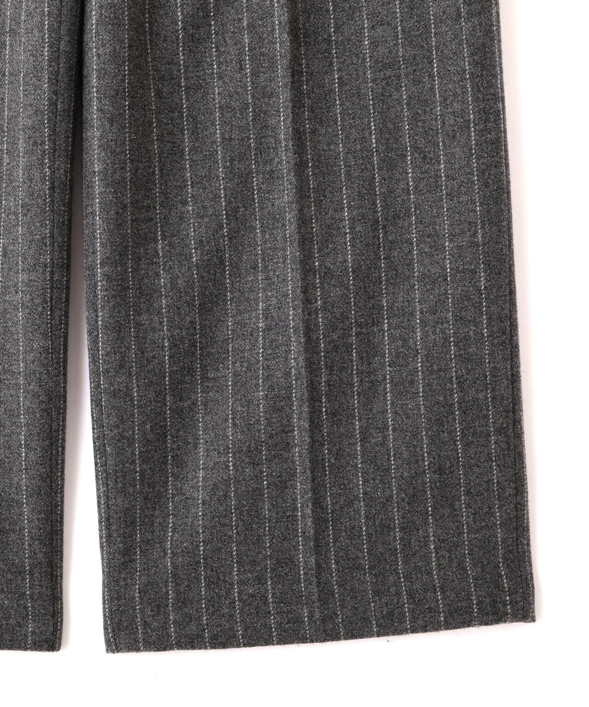 REVERBERATE / TACKED TROUSERS-TW