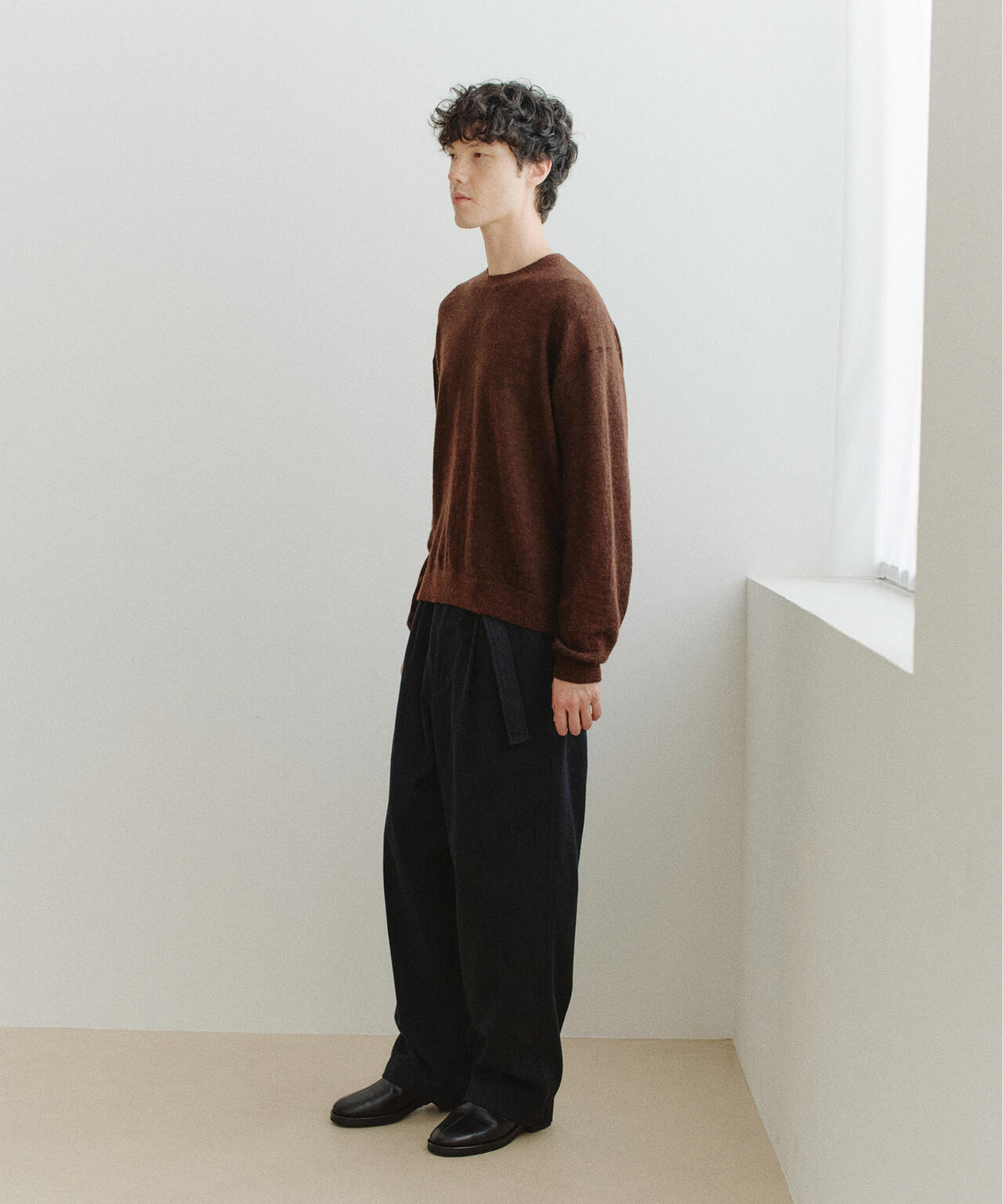 STUDIO NICHOLSON / FINE ALPACA 12GG SLIM FIT CREW NECK