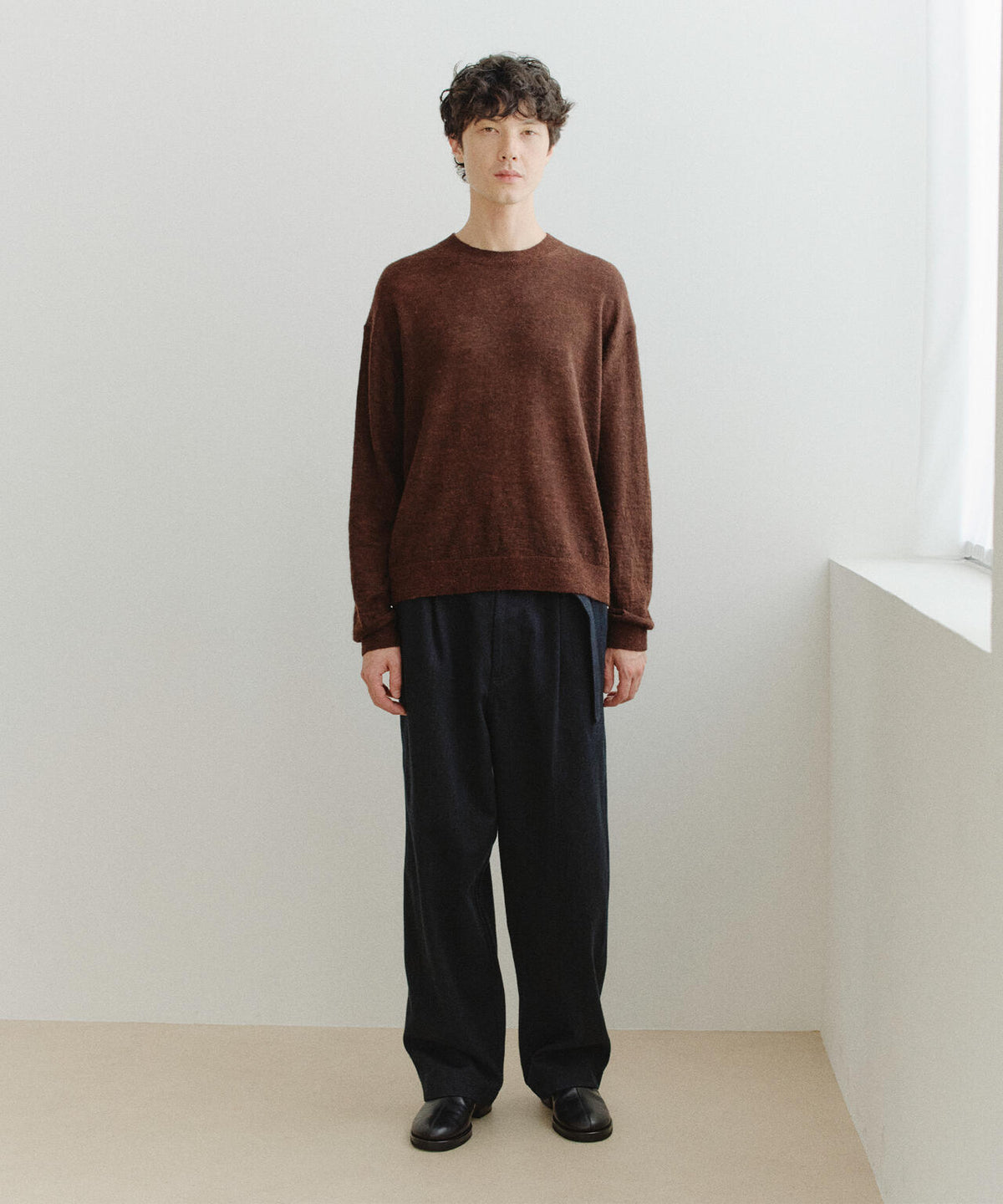 STUDIO NICHOLSON / FINE ALPACA 12GG SLIM FIT CREW NECK