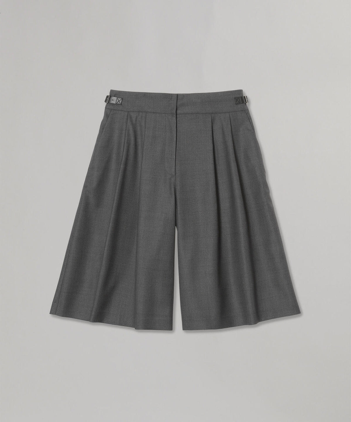 TAILORED SHORTS