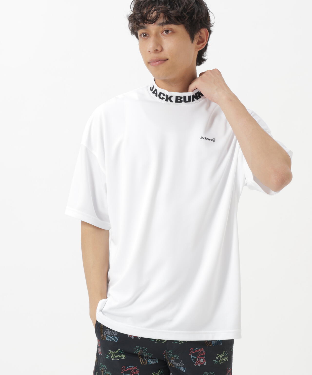 182cm C:84 W:71 H:89 着用サイズ:5