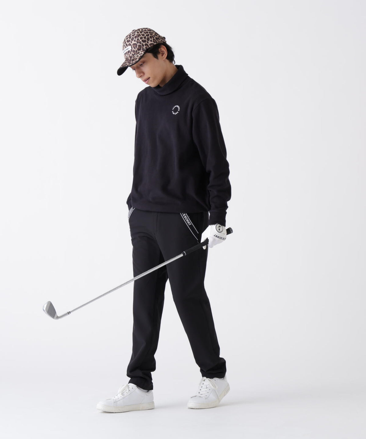 182cm C:84 W:71 H:89 着用サイズ:5
