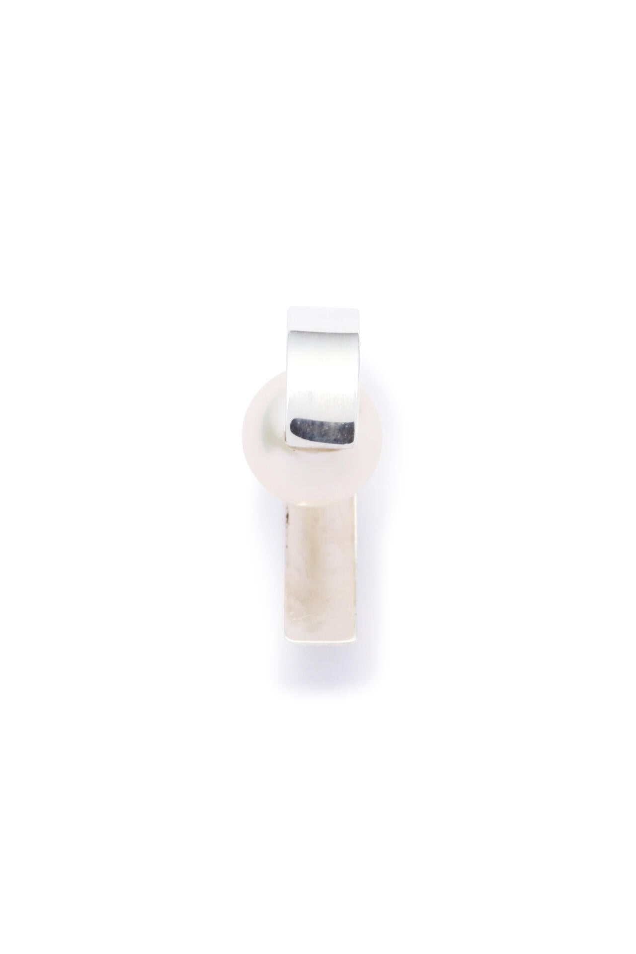 Saskia Diez PEARL EARCUFF