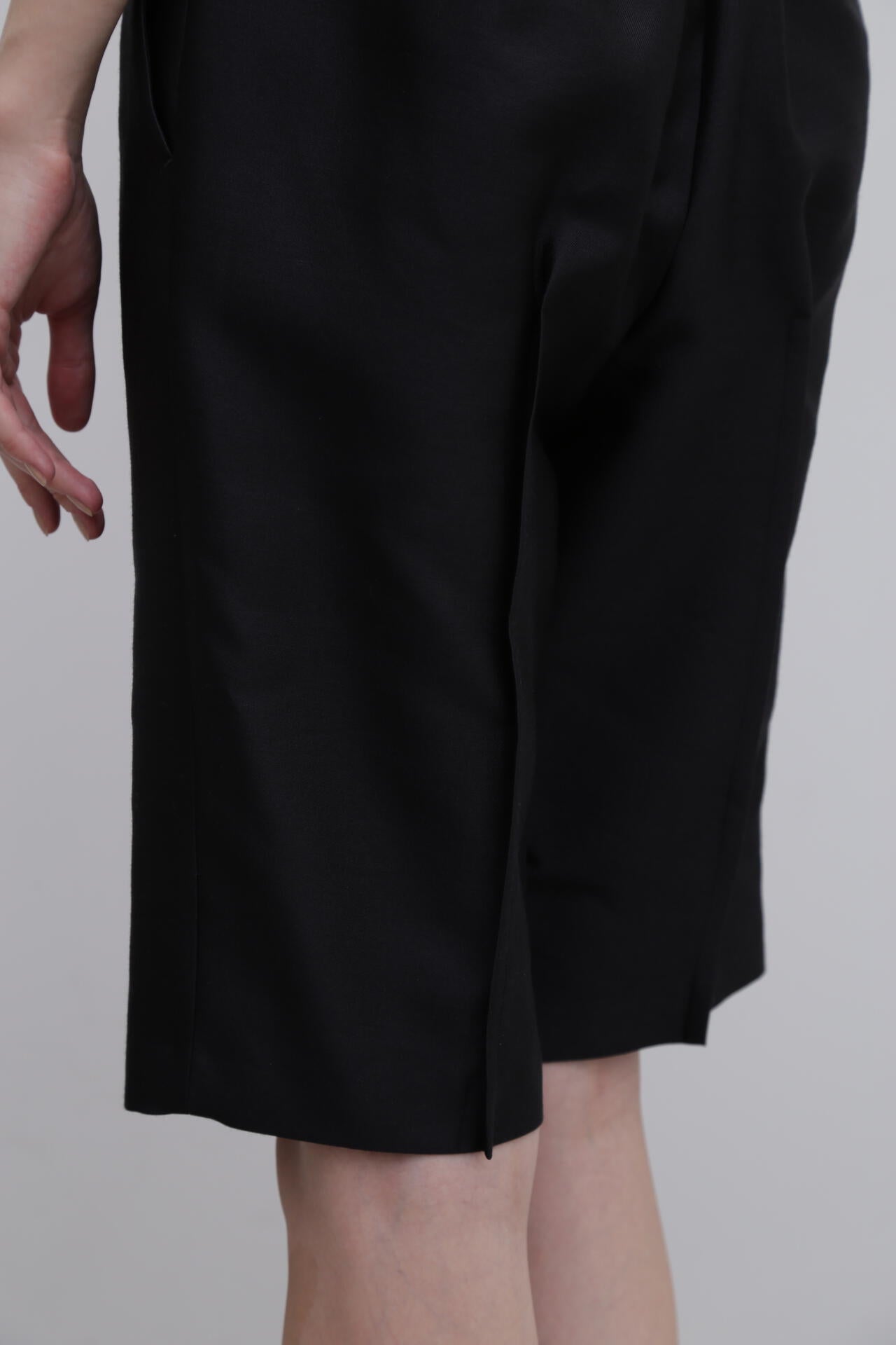 <UNiPH>シルクウールツイルハーフパンツ