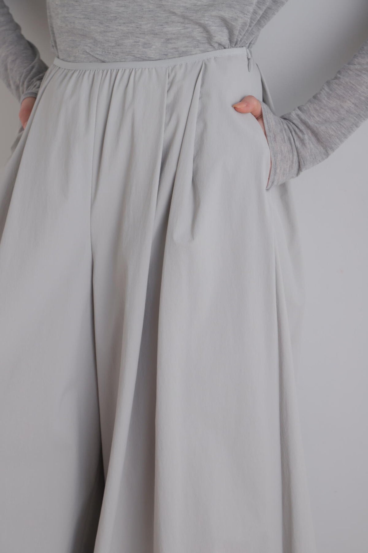 ナイロンストレッチブロードパンツ