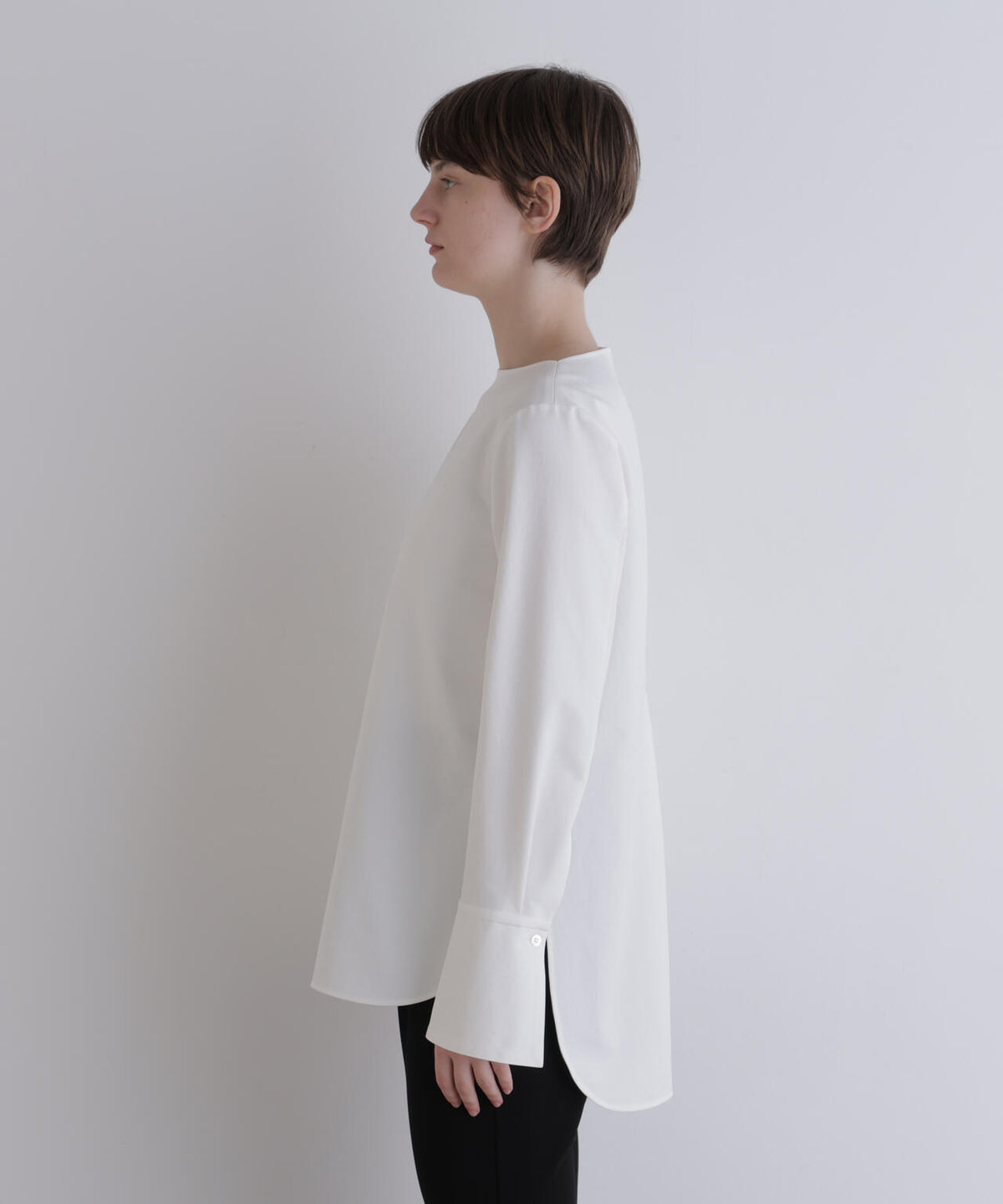 身長173cm B81 W61 H89 着用サイズ:F
