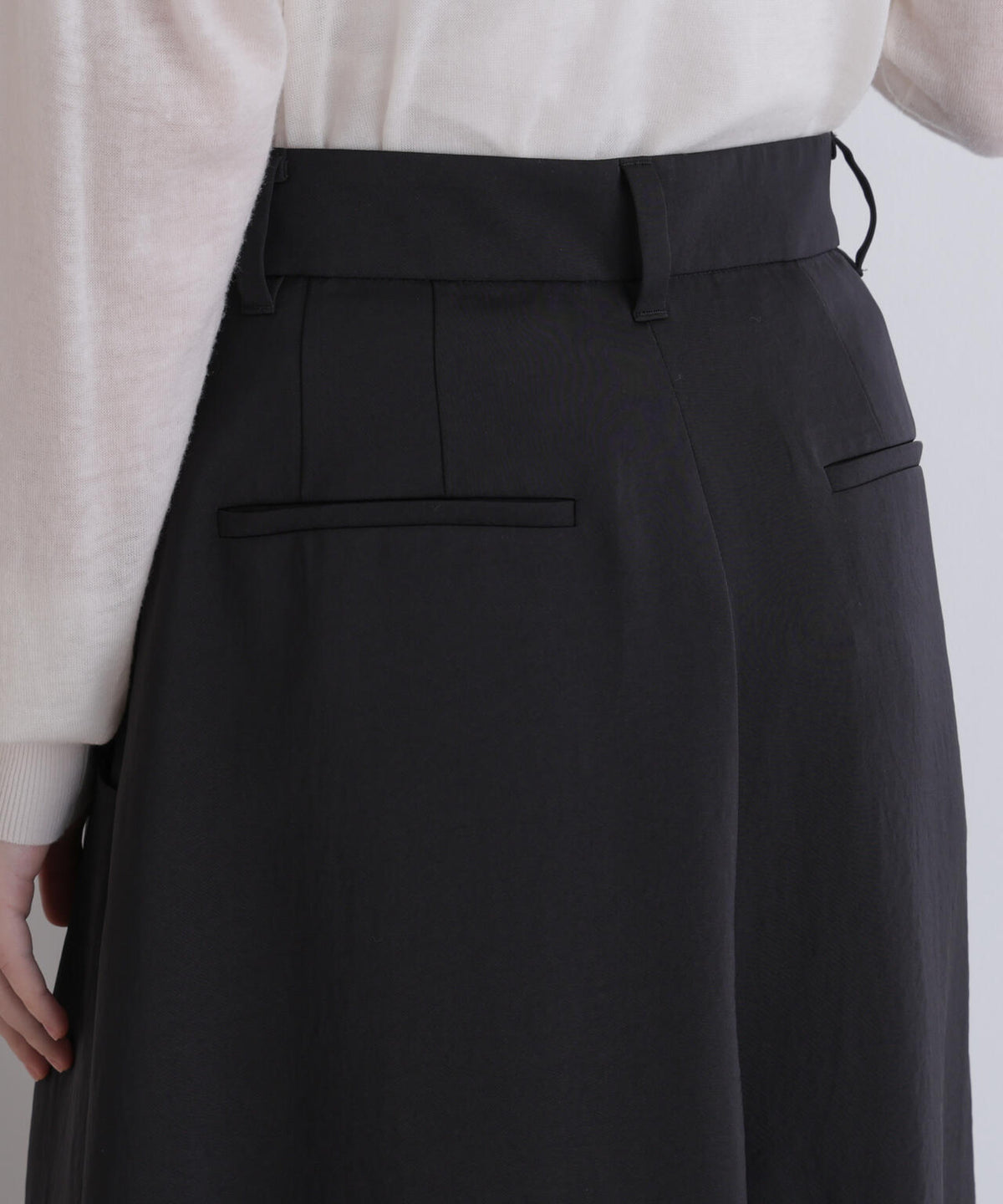 身長173cm B81 W61 H89 着用サイズ:1
