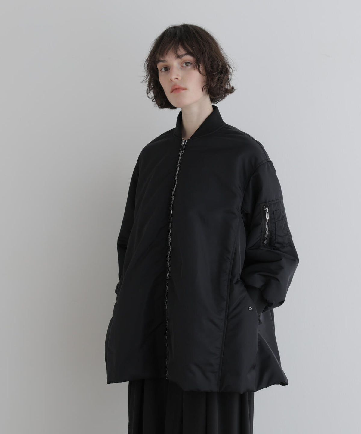 身長177cm B81 W59 H89 着用サイズ:F