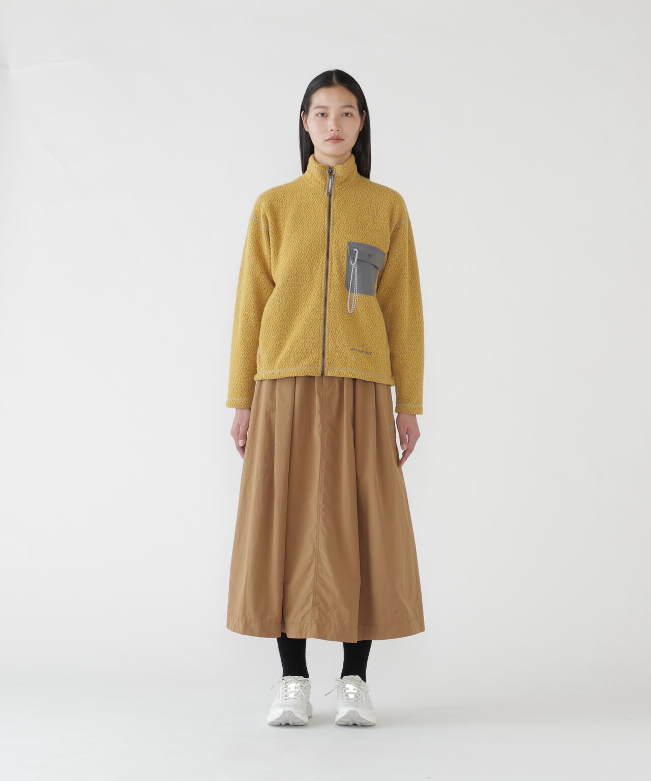 re wool JQ stand zip