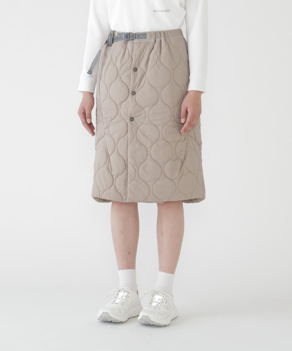 Height:178cm Bust:84cm Waist:60cm Hips:88cm 着用サイズ:XS/S