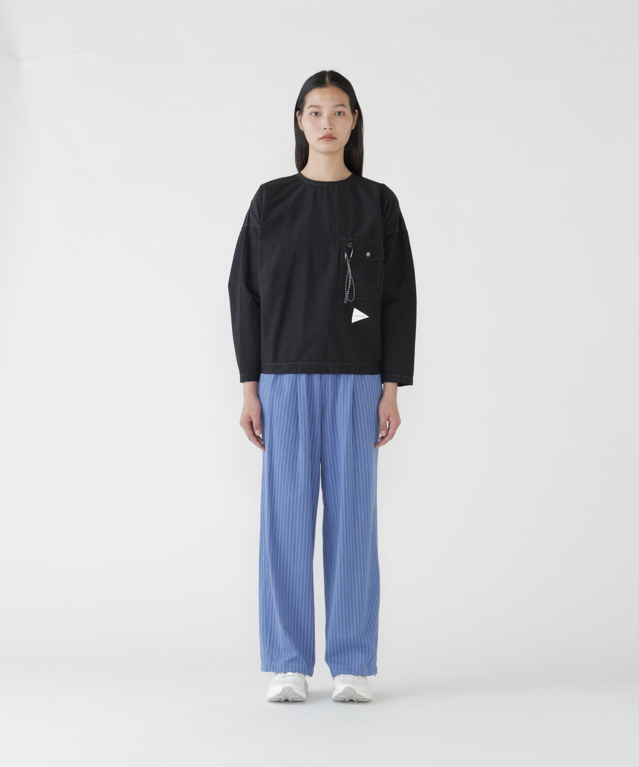 Height:178cm Bust:84cm Waist:60cm Hips:88cm 着用サイズ:WM