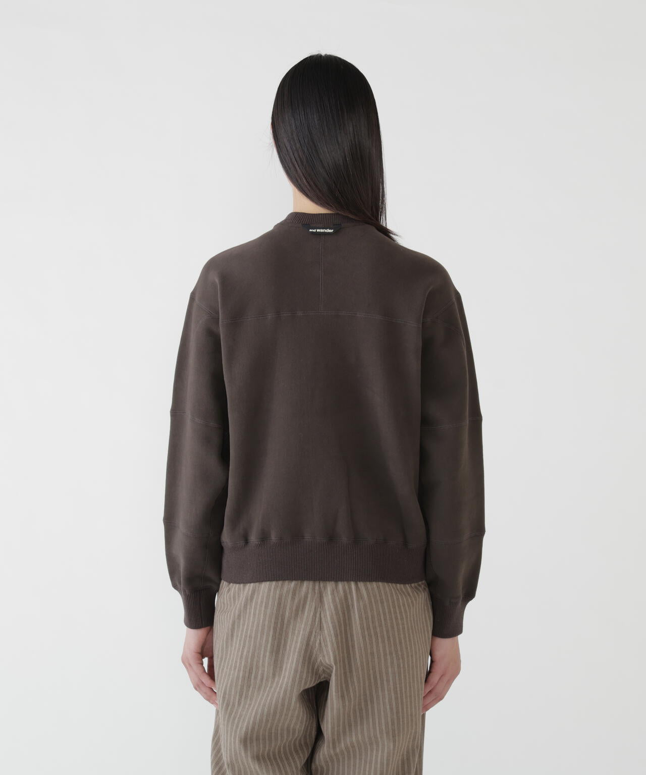 Height:178cm Bust:84cm Waist:60cm Hips:88cm 着用サイズ:WM