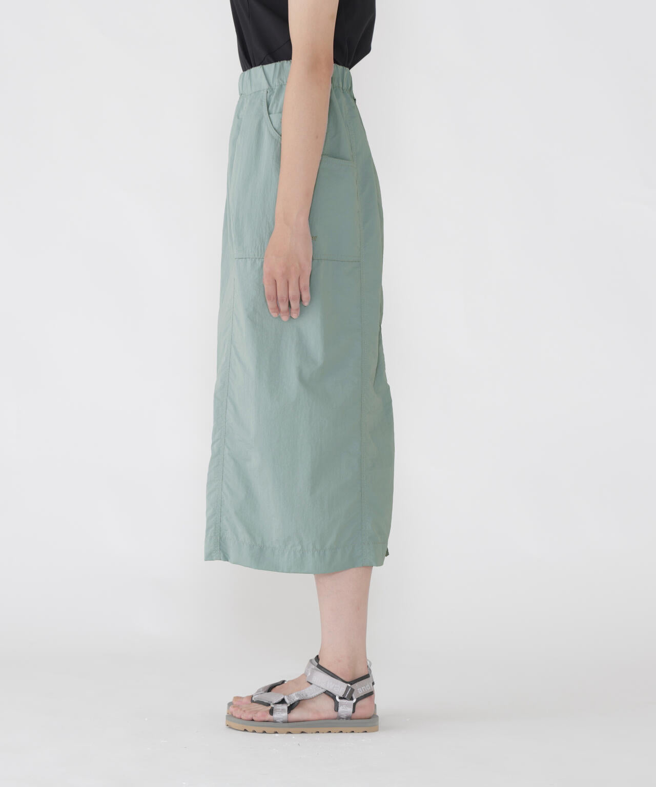 crinkled nylon skirt (W)