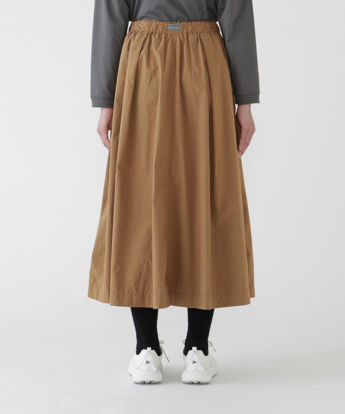 Height:178cm Bust:84cm Waist:60cm Hips:88cm 着用サイズ:WM