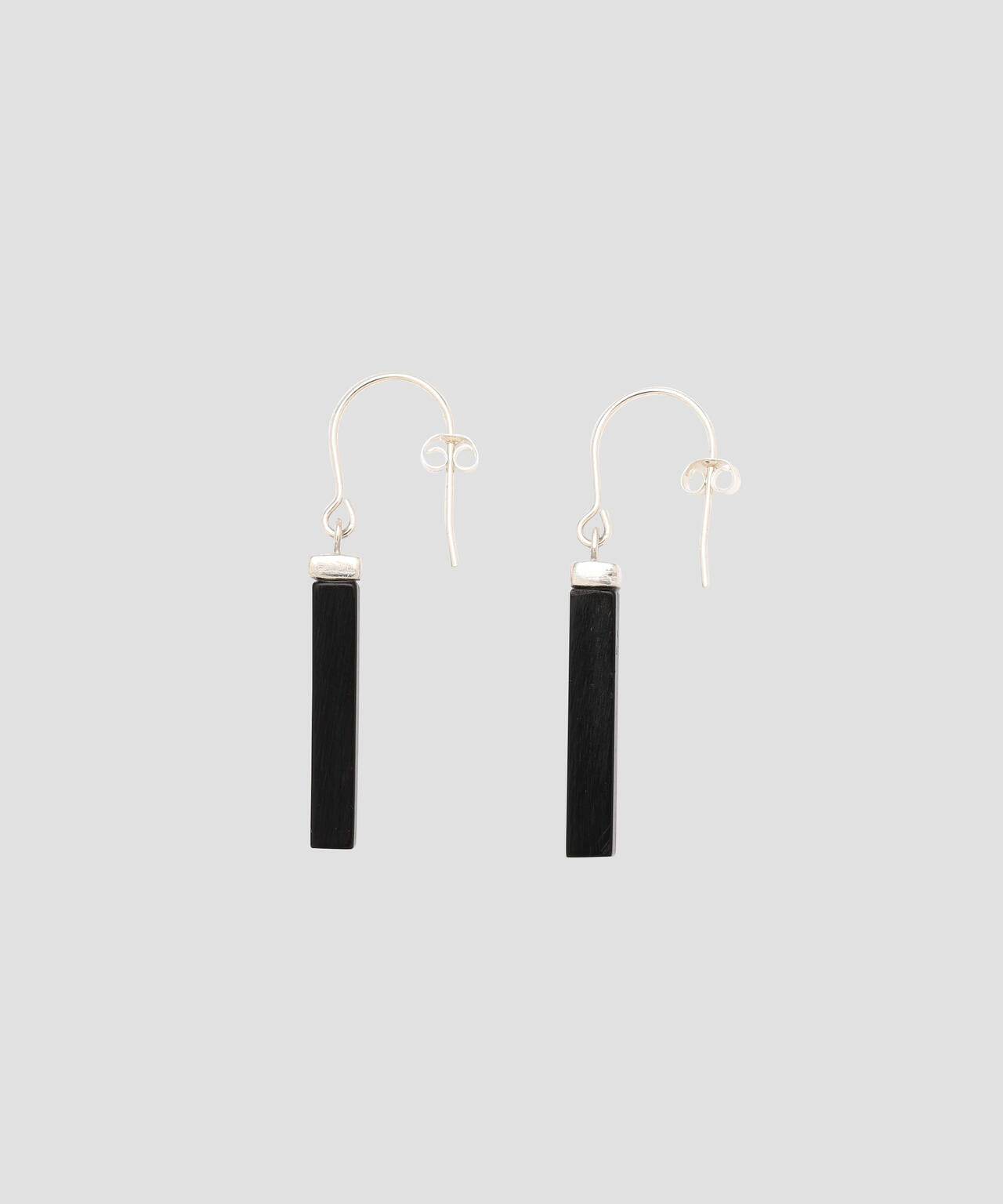 miriam renshaw ISSENDO HORN AND SILVER RECTANGULAR EARRING