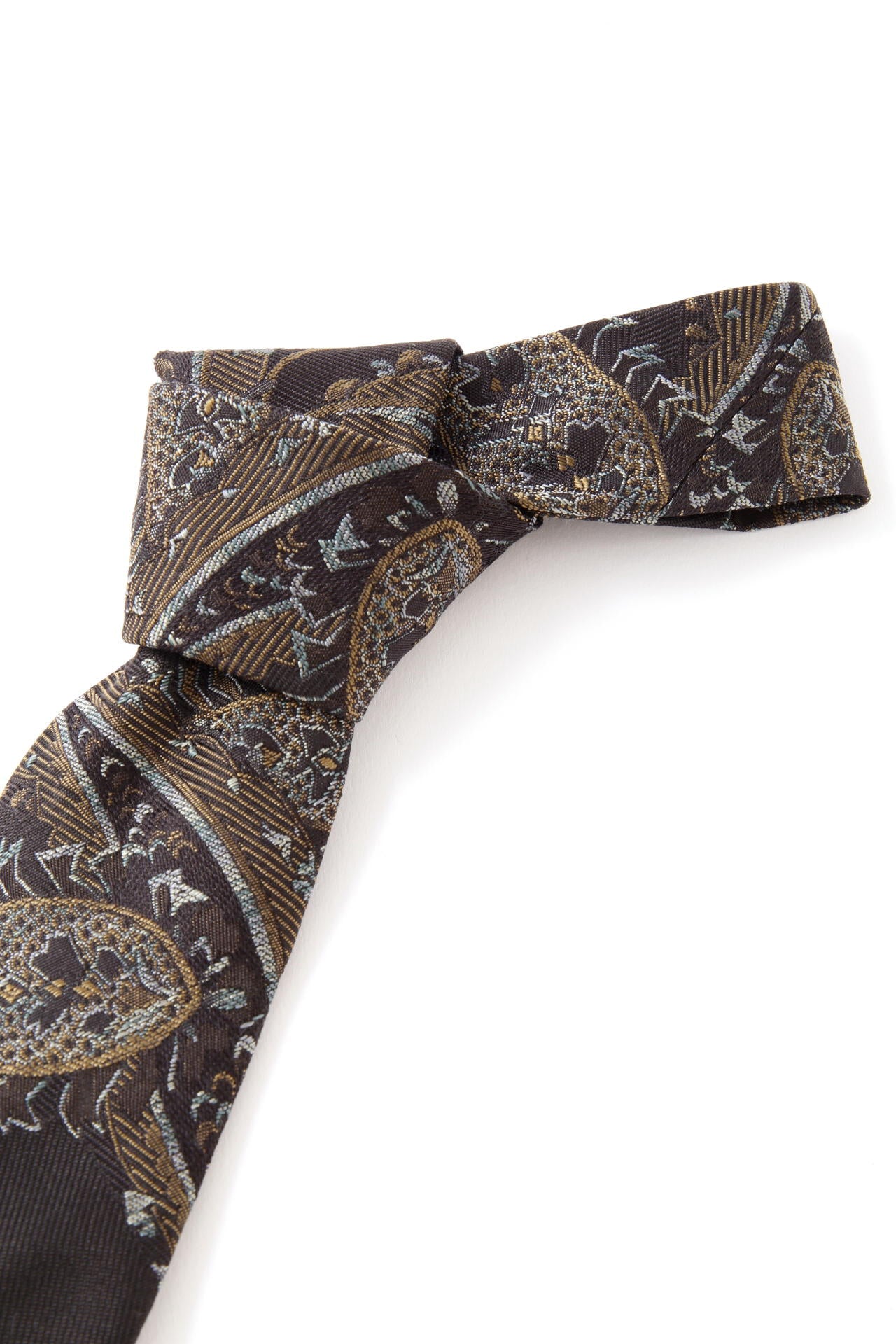 THREE TONE PAISLEY TIE