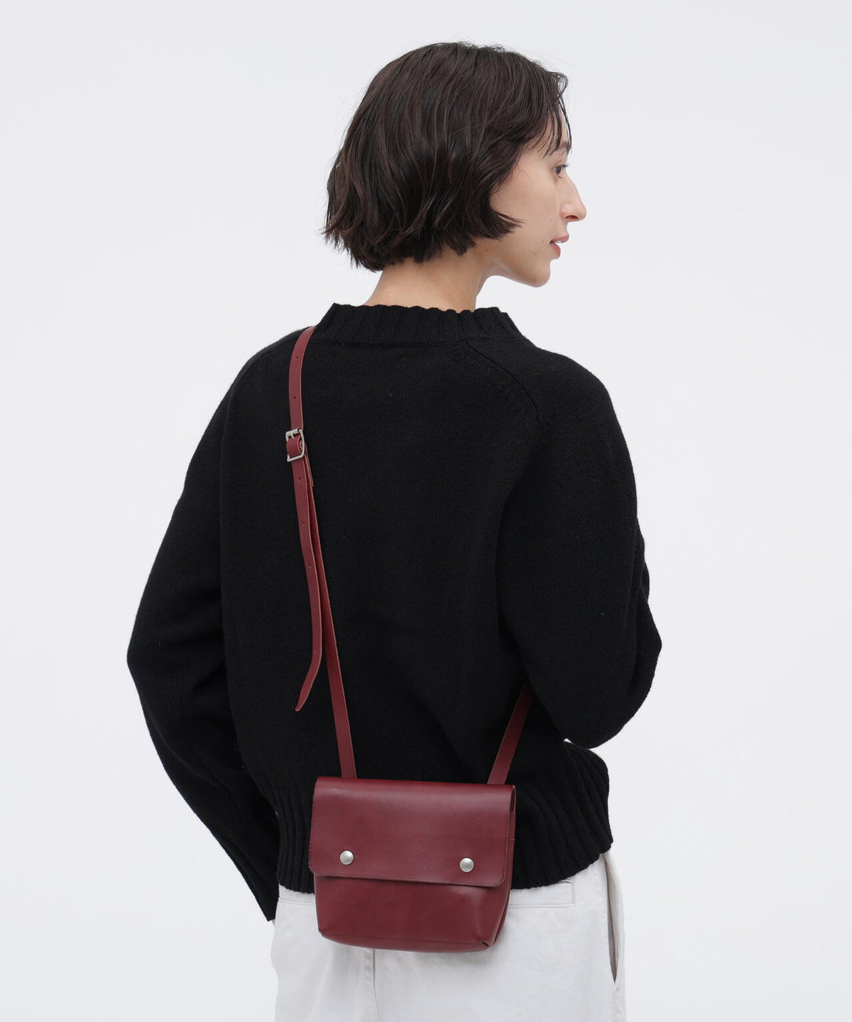 TOUGH LEATHER SHOULDER BAG