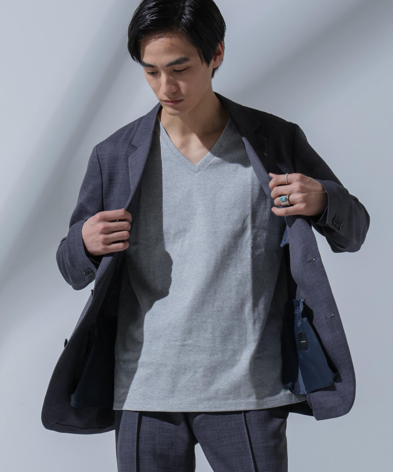 Anti Soaked(R) 汗染み防止 VネックTシャツ